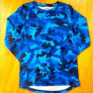 SOLD:  Youth Size 14-16 Wicked Warm Lands End Base layer shirt Blue Camoflauge